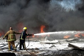 الاحتلال يغير على جنوب لبنان وحزب الله يستهدف "مقرّ ‏قيادة" في كريات شمونة