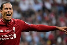 ليفربول يعلن التجديد لفان دايك حتى 2025