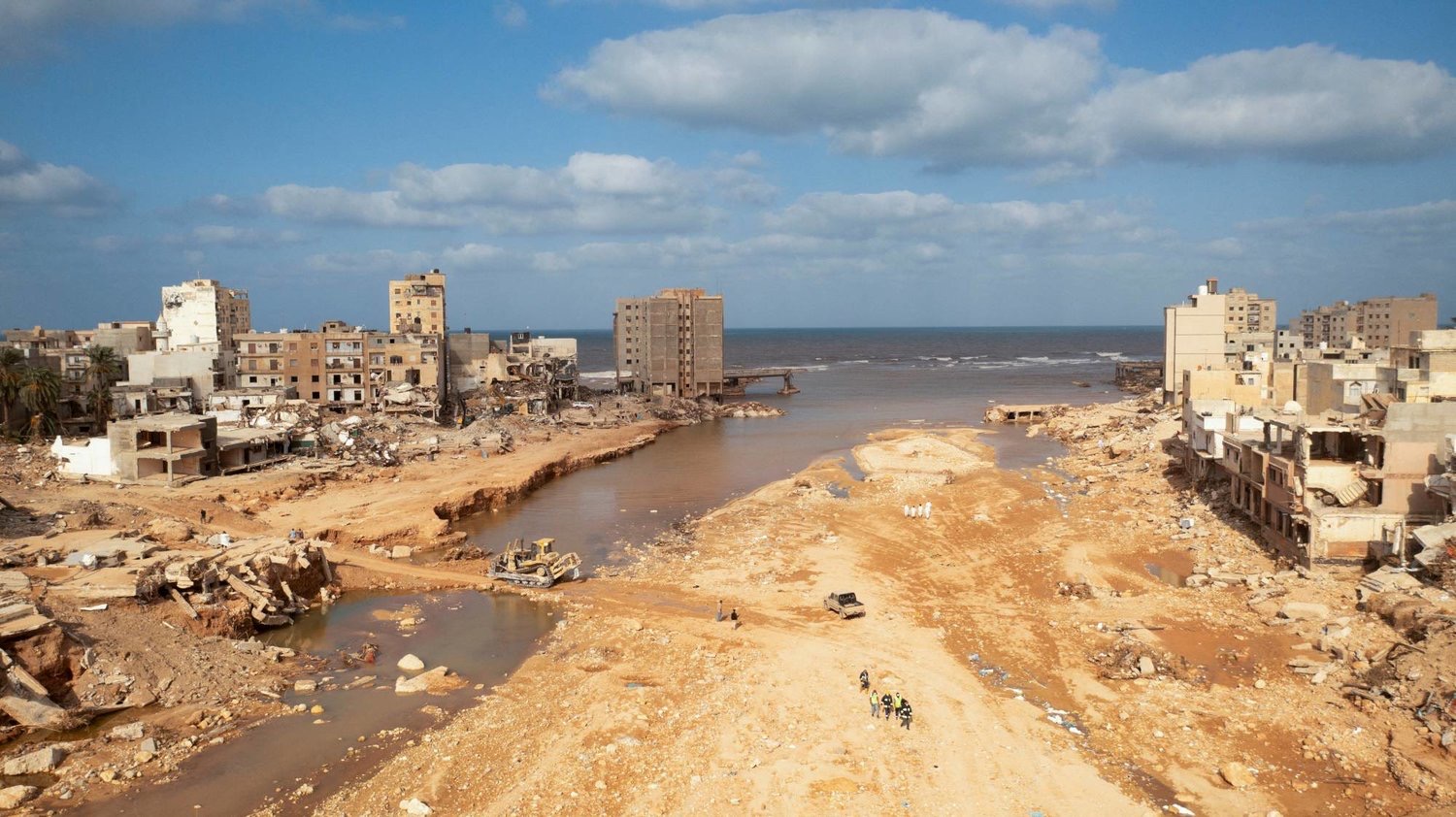 الأرصاد الجوية الليبية تطالب بإعلان الطوارئ في الجنوب