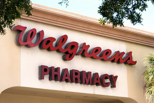 شركة Walgreens تنوي إغلاق 1200 متجر ضمن استراتيجية تحول جريئة