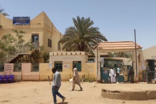 "أطباء بلا حدود تعلق أنشطتها في مستشفى بشائر في السودان بسبب الهجمات المستمرة"