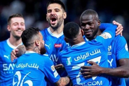 الهلال السعودي يعرض 50 مليون يورو لضم مهاجم برشلونة روكي