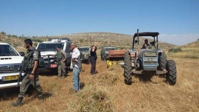 الاحتلال يهدم كراجا لتصليح المركبات في بيت جالا ويستولي على جرار زراعي في الأغوار